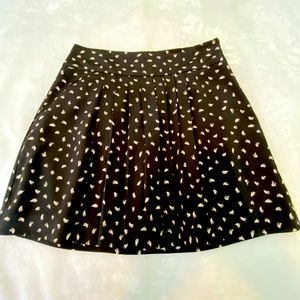 Loft size 2 petite black and cream skirt